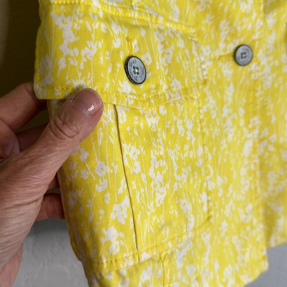 CAbi Jacket Daisy Yellow Floral Preppy Nautical Yacht Country Club Vacation - Picture 3 of 8